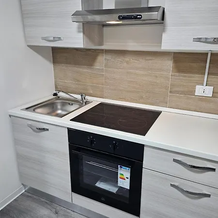 Centro Storico Pet Friendly Monolocale Nuovo 2025 Appartement *